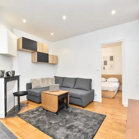 Apartment 2 Pieces Avec Balcon A *